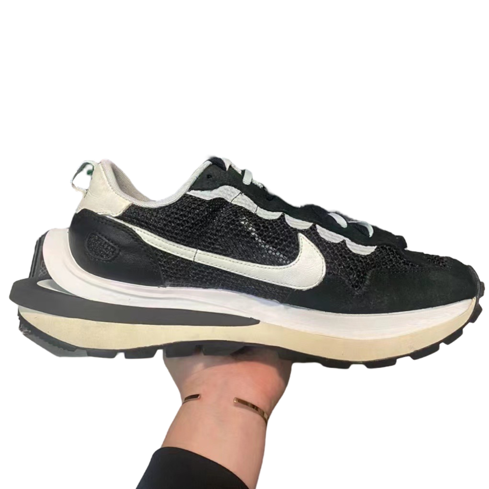 sacai x VaporWaffle ‘Black White’