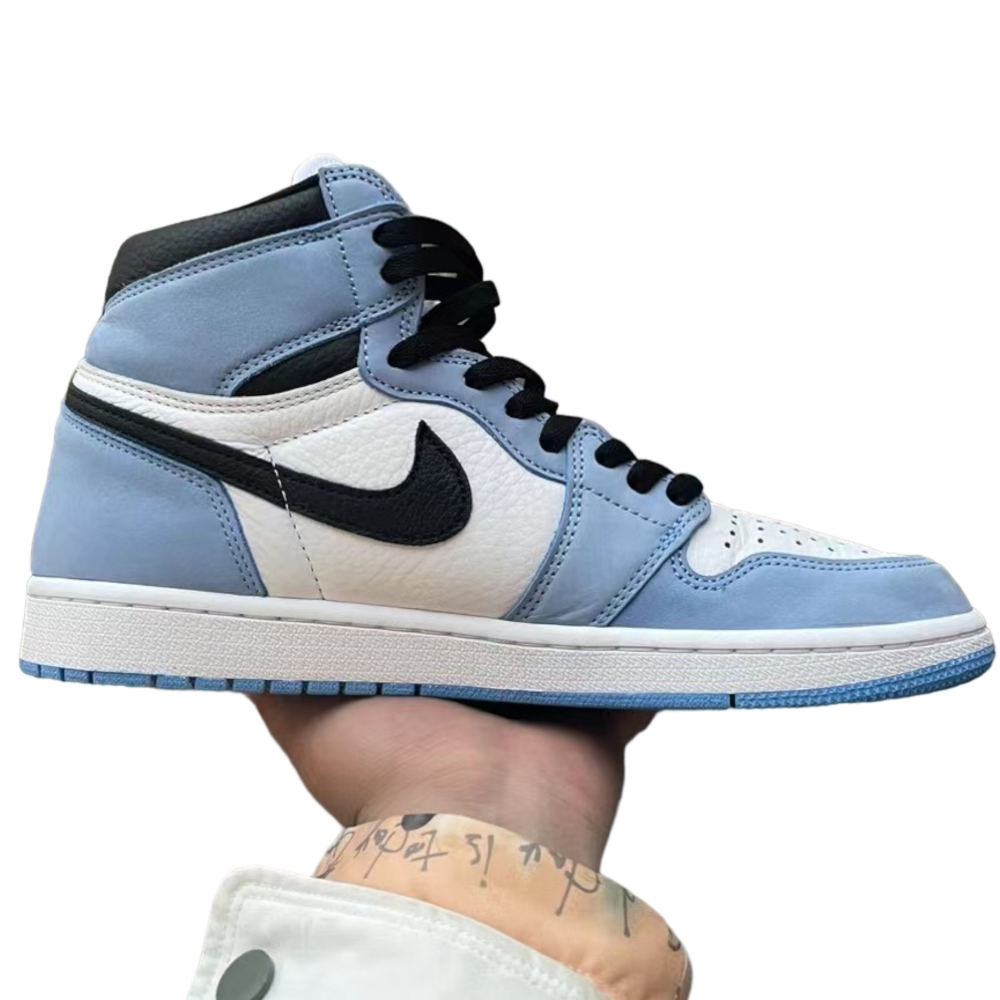 NIKE AIR JORDAN 1 RETRO HIGH OG ‘UNIVERSITY BLUE’