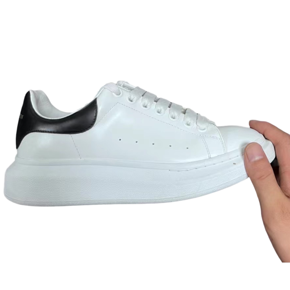 EU41 ALEXANDER MCQUEEN OVERSIZED SNEAKER ‘WHITE BLACK’