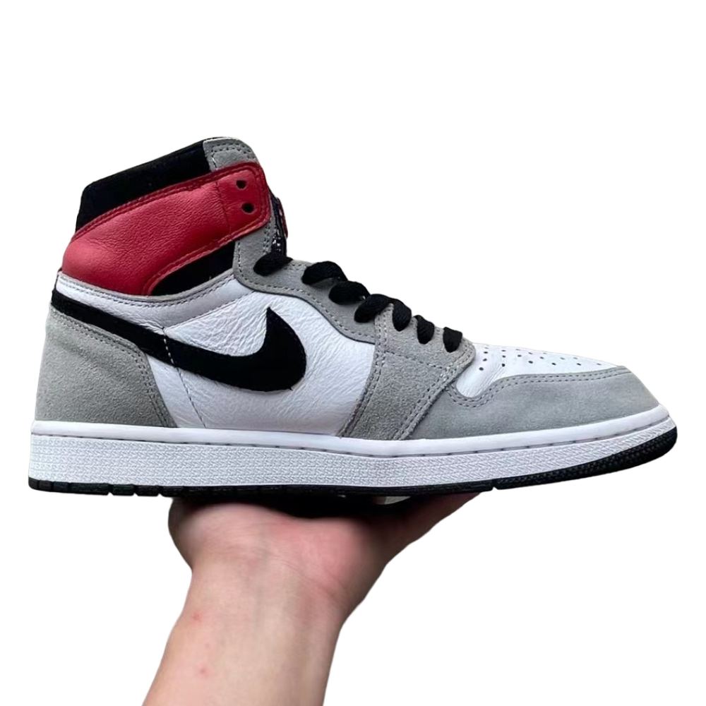 NIKE AIR JORDAN 1 RETRO HIGH OG ‘SMOKE GREY’ NIKE AIR JORDAN 1 RETRO HIGH OG ‘SMOKE GREY’