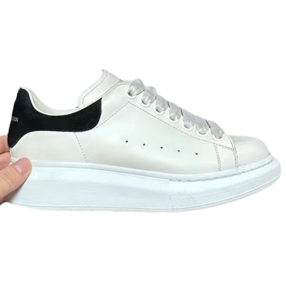 ALEXANDER MCQUEEN OVERSIZED SNEAKER ‘WHITE BLACK’