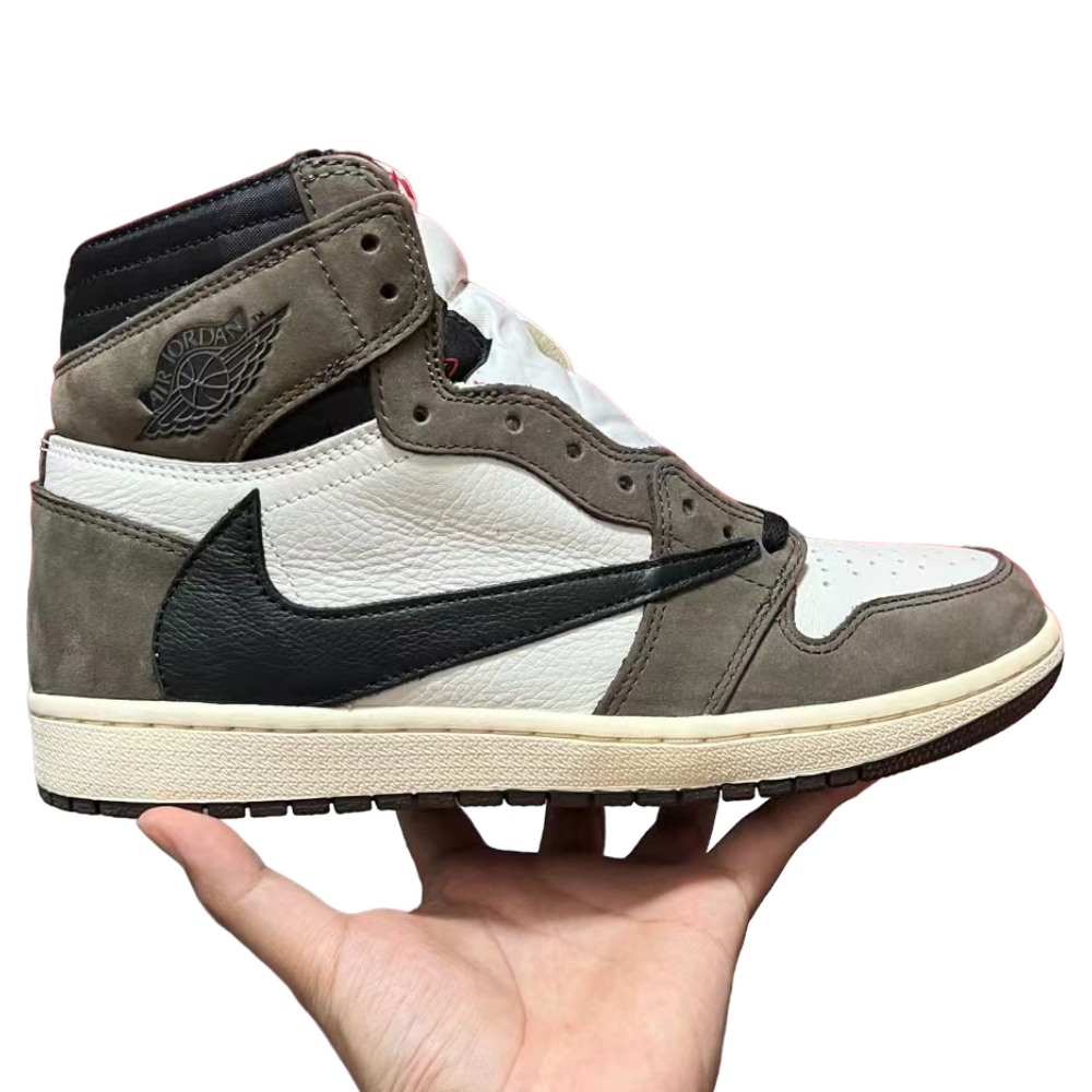 NIKE X TRAVIS SCOTT AIR JORDAN 1 RETRO HIGH OG ‘MOCHA’