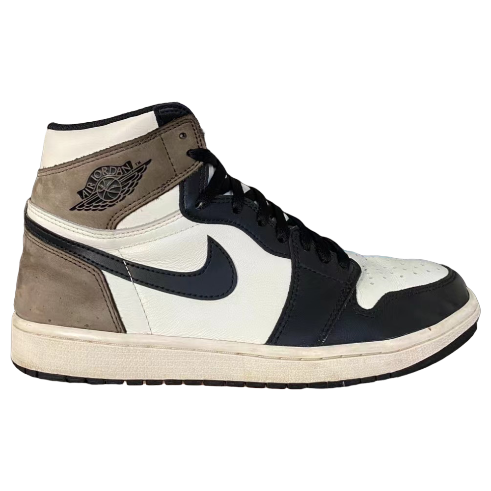 NIKE AIR JORDAN 1 RETRO HIGH OG ‘DARK MOCHA’