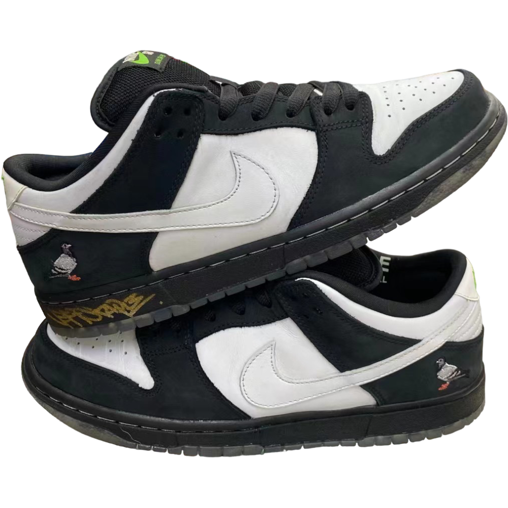 NIKE X JEFF STAPLE DUNK LOW PRO SB ‘PANDA PIGEON’