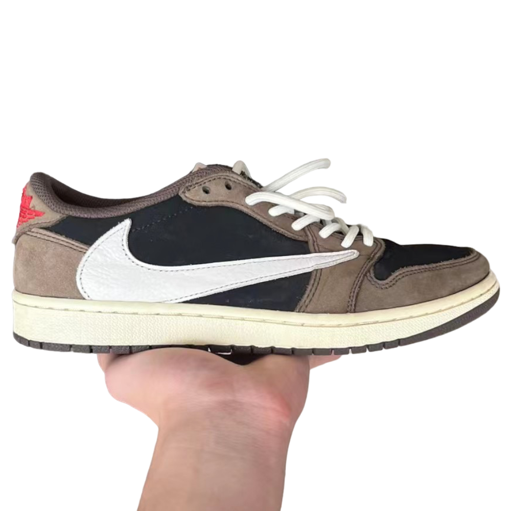 NIKE X TRAVIS SCOTT AIR JORDAN 1 LOW ‘MOCHA’