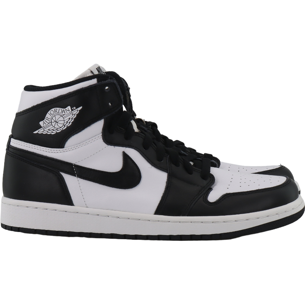 NIKE AIR JORDAN 1 RETRO HIGH OG ‘BLACK WHITE’ 2014