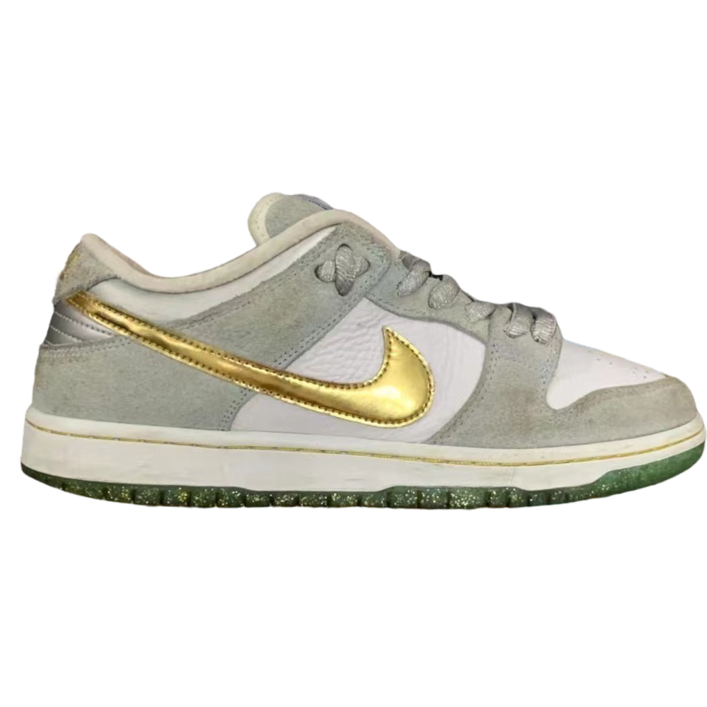 NIKE X SEAN CLIVER DUNK LOW SB ‘HOLIDAY SPECIAL’