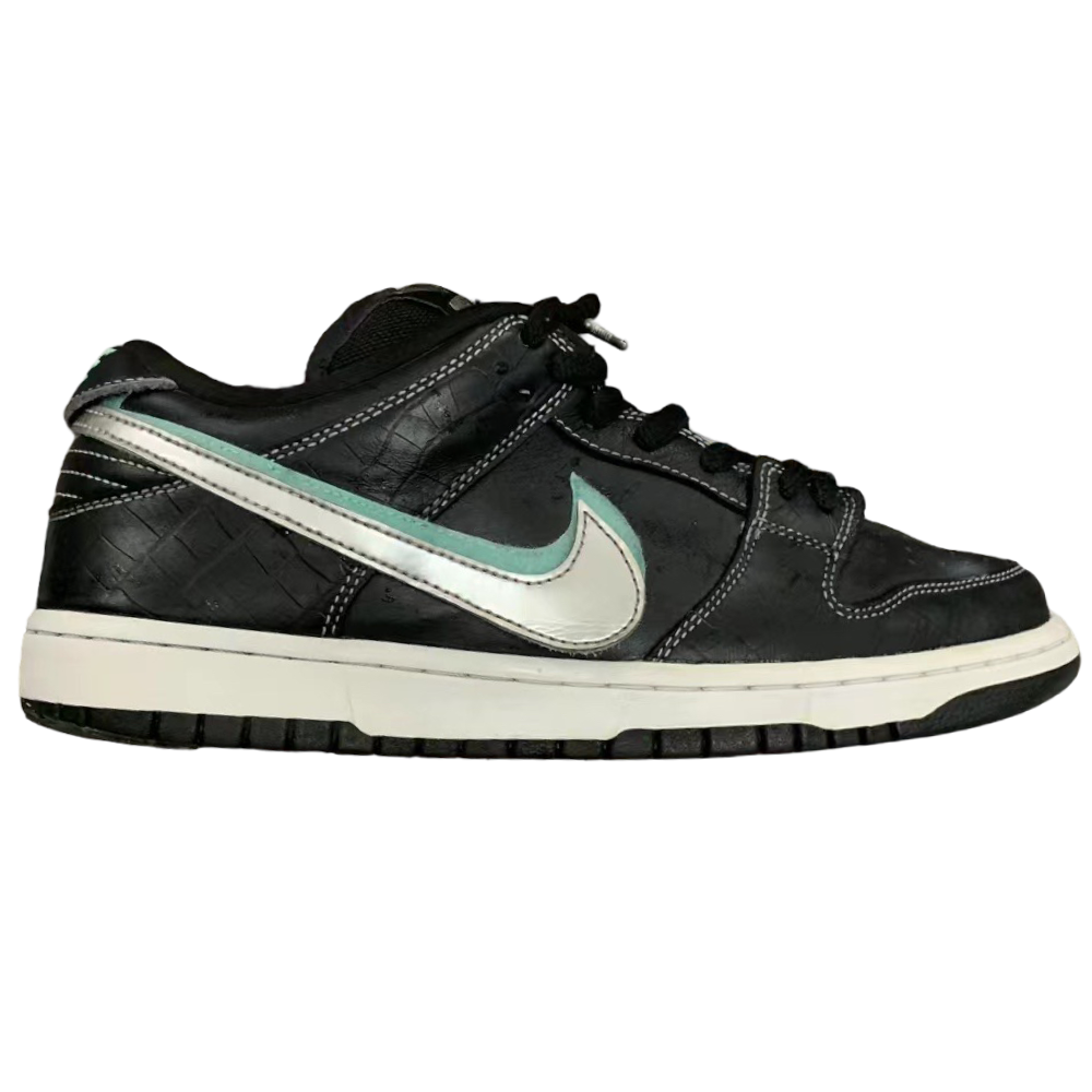 NIKE X DIAMOND SUPPLY CO DUNK LOW PRO SB ‘BLACK DIAMOND’