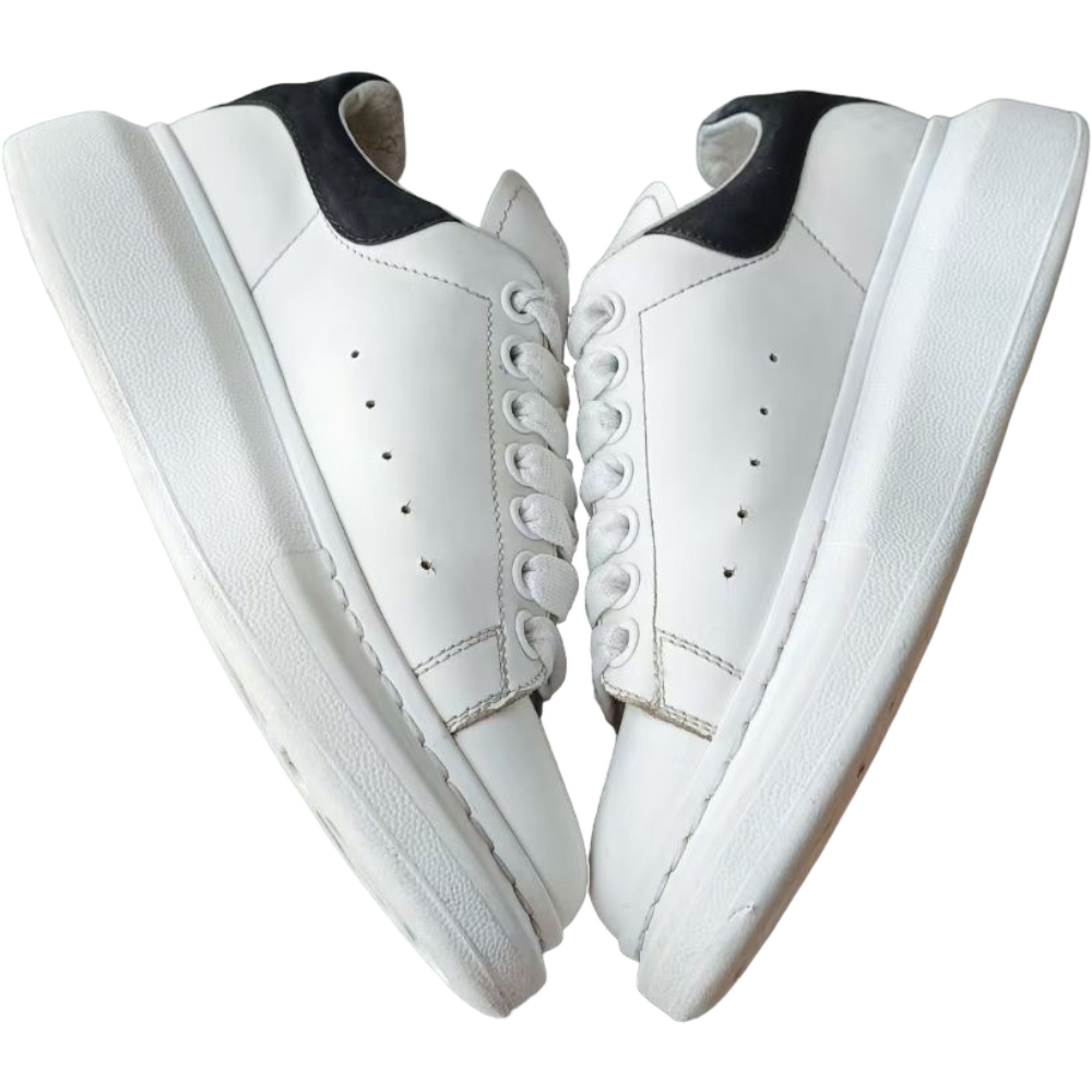 ALEXANDER MCQUEEN OVERSIZED SNEAKER ‘WHITE BLACK’