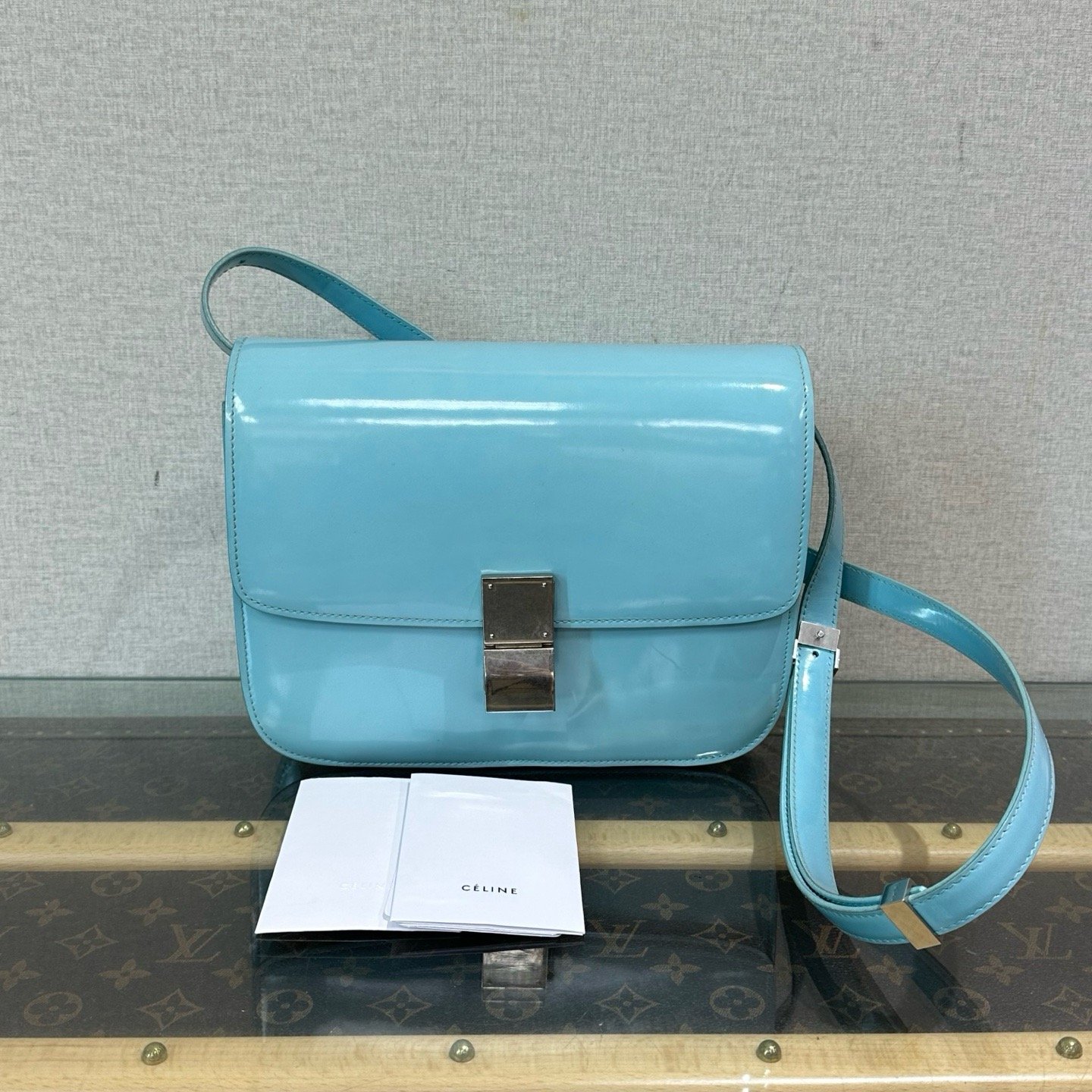 955b9882.jpg